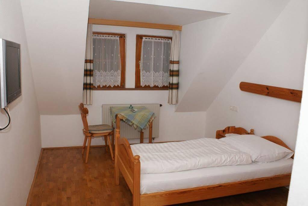 Zoechbauer Gaestehaus - Hotel Garni Kapelln Dış mekan fotoğraf